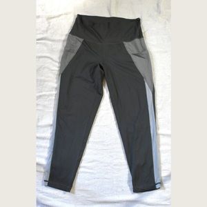 💜 Aerie Gray Capri Stretch Yoga Pants with Pockets